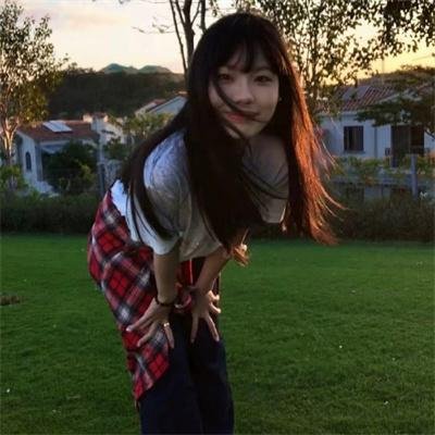 星星伴我心海报